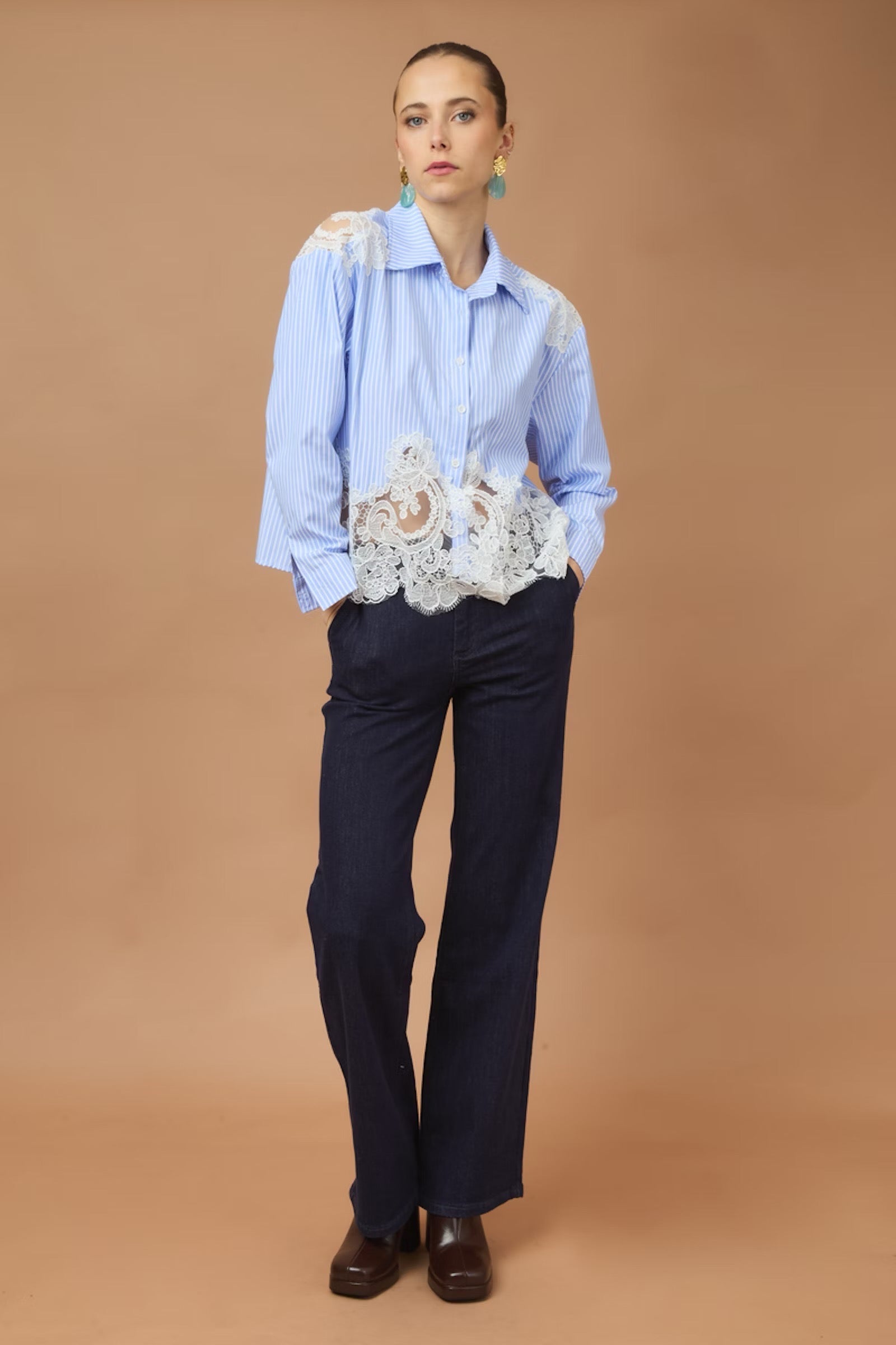CHOKLATE Chemise brodée