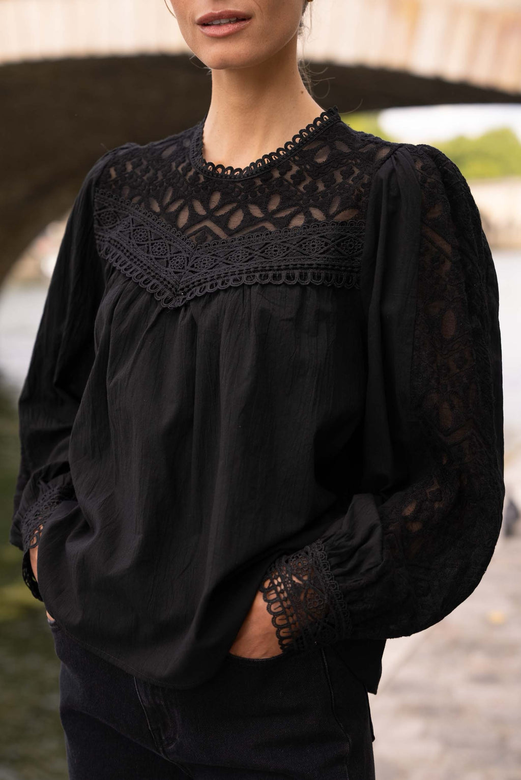 CHOKLATE Blouse en dentelle