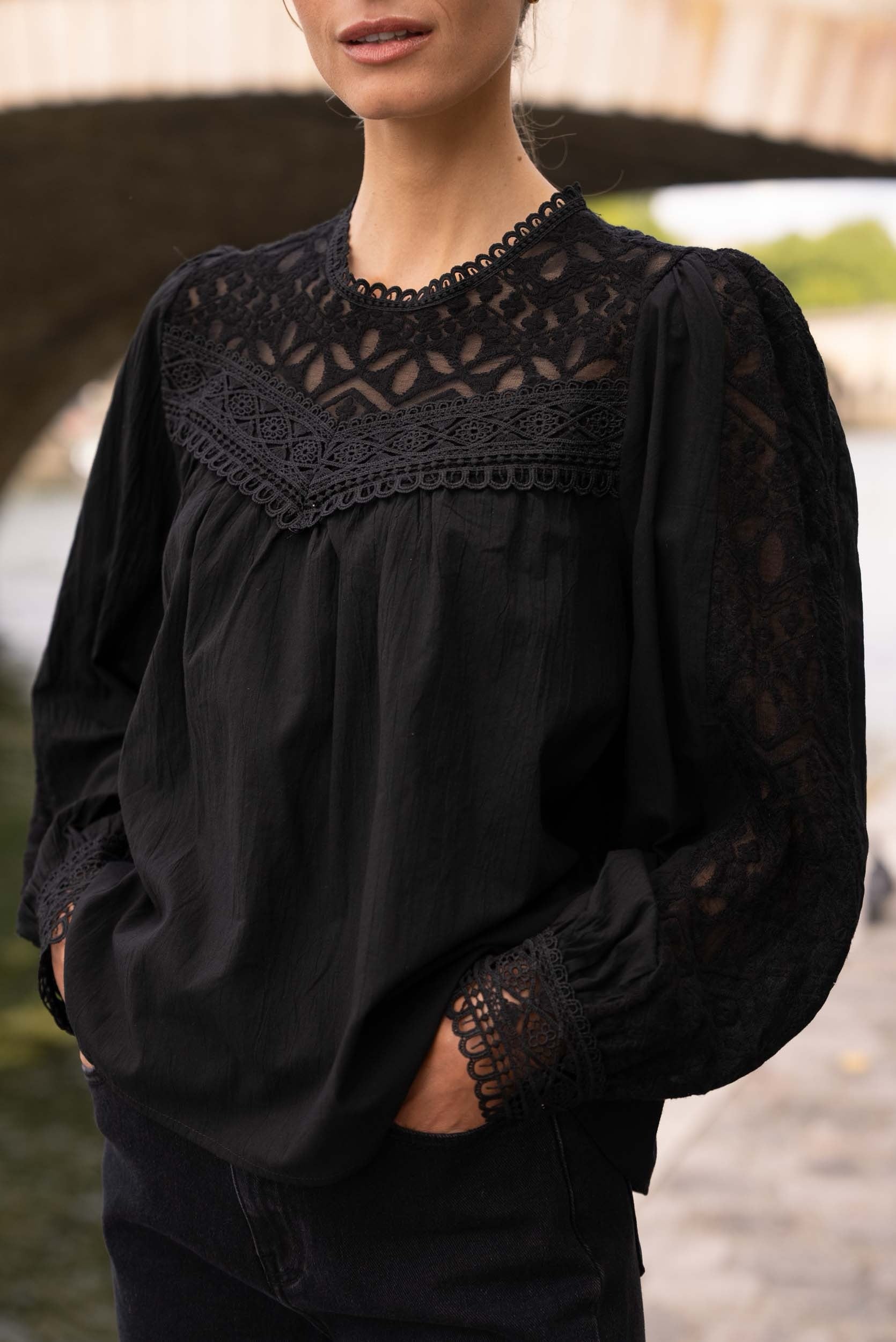 CHOKLATE Blouse en dentelle